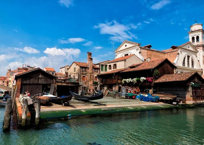 On The Canal Apartment Venedig
